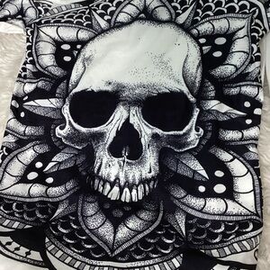 Skull Mandala Off-Shoulder Top L